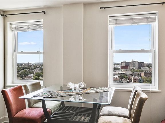 3rd image of 1205 Saint Charles Ave APT 1314