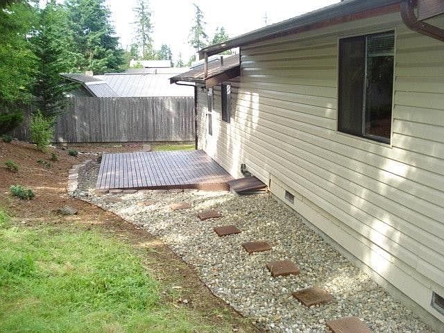 2nd image of 3360 Westminster Dr SE