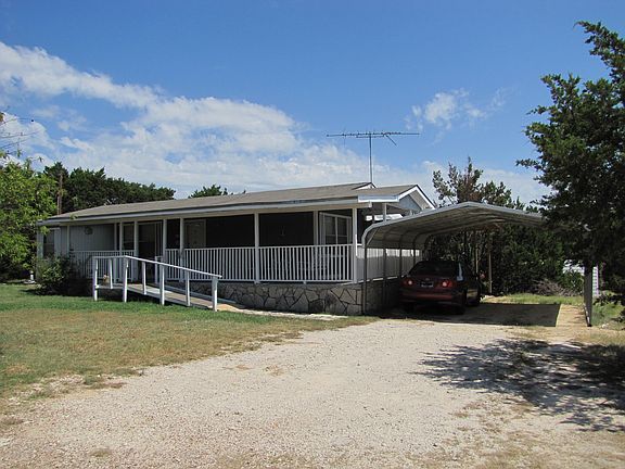 2nd image of 1306 Creekview Ct