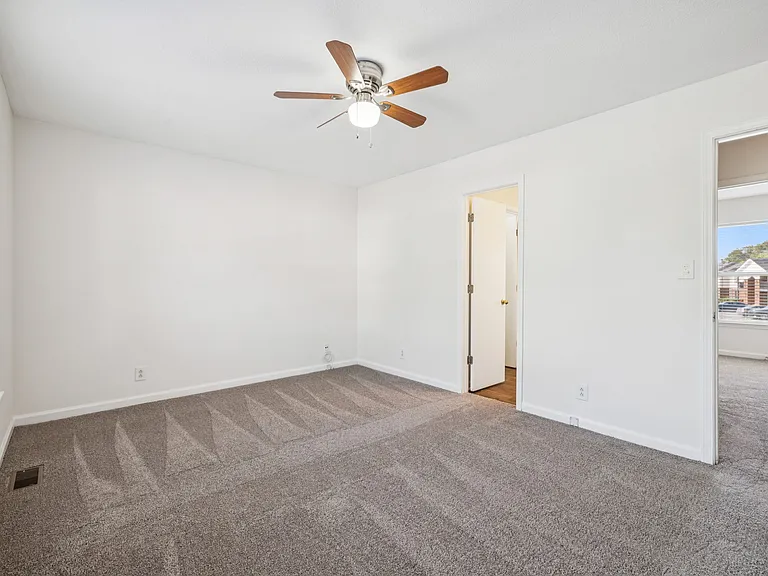Legacy Village — Photo 117