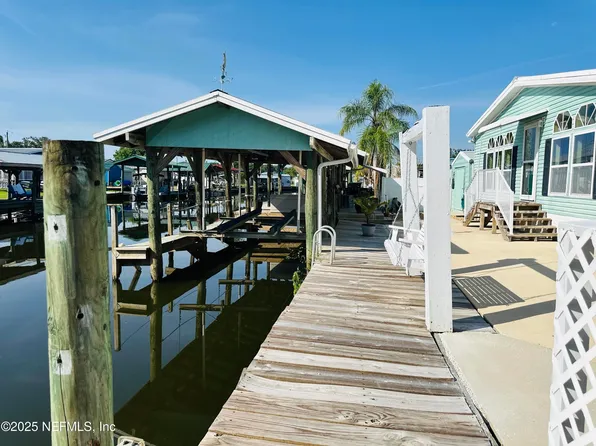 122 PARADISE Drive, Welaka, FL 32193
