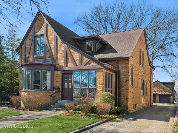 8634 School St, Morton Grove, IL 60053