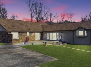564 Greenapple Dr, Gilbertsville, KY 42044