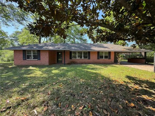 611 E Louisiana Ave, Vivian, LA 71082