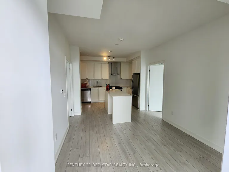 55 Duke St W #601 — Photo 12