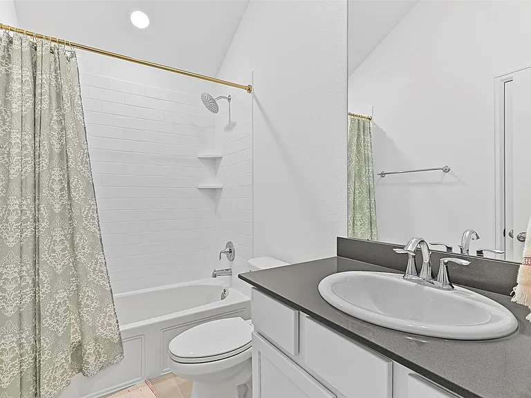 805 Westwood Dr — Photo 22