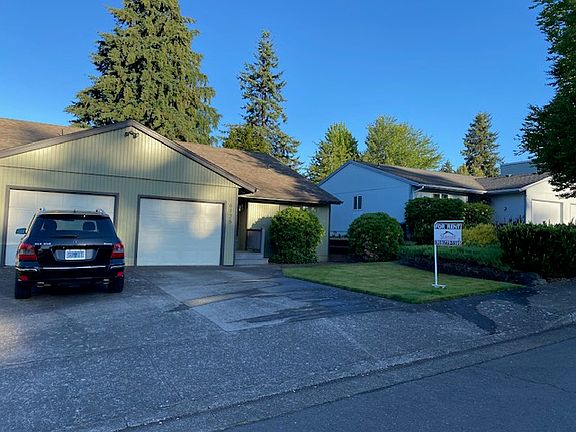 2nd image of 6125 Woodside Dr SE