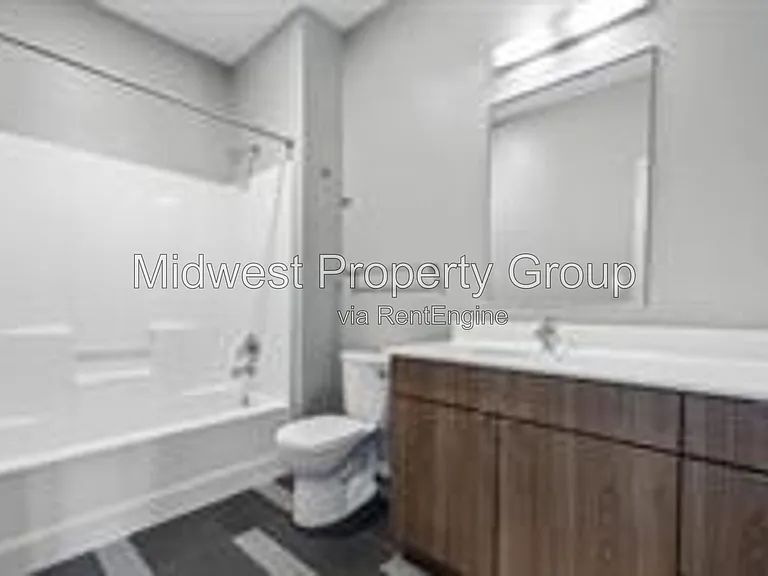 4100 Lindell Blvd #202 — Photo 10