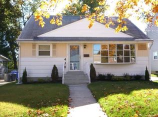 412 County Ave, Maple Shade, NJ 08052