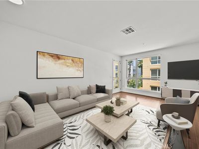 21301 Erwin St Unit 420, Woodland Hills, CA, 91367