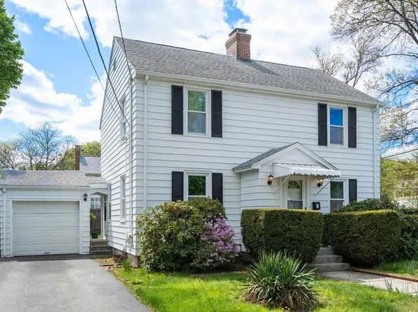 5 Olde Field Rd, Newton, MA 02459