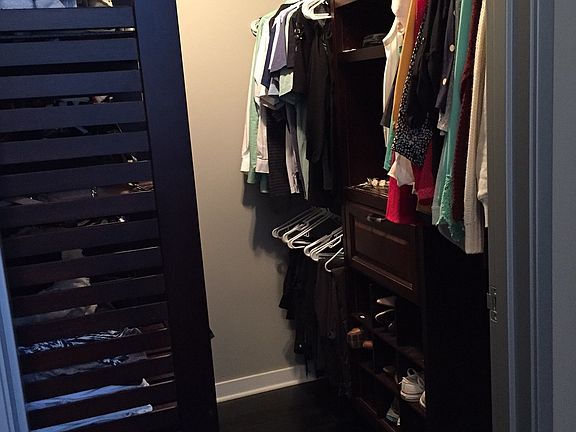 3rd image of 1951 W 26th St APT 214