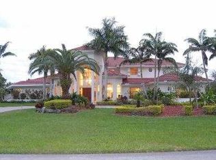3815 Windmill Lake Rd, Weston, FL 33332