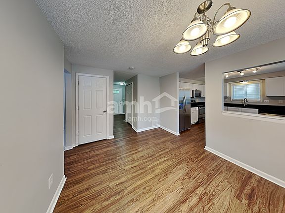 5th image of 3309 Stadler Dr