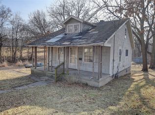 3825 E Cerro Gordo St, Decatur, IL 62521