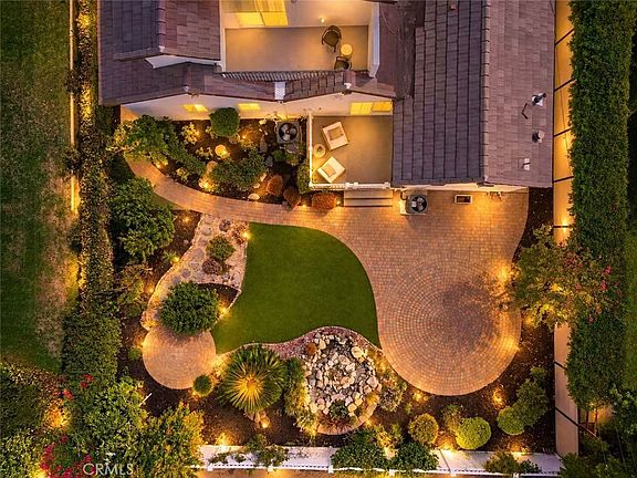 4th image of 323 Santa Rosa Rd