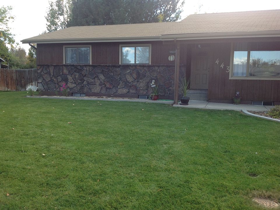 1st image of 443 Parkway Cir