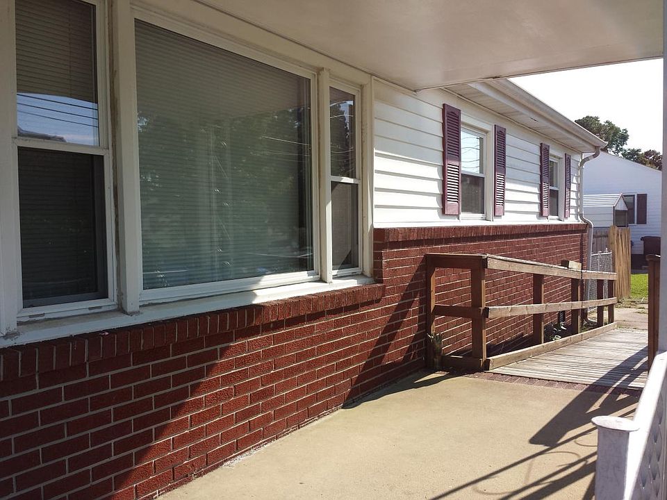 Front Porch - Handicap Access