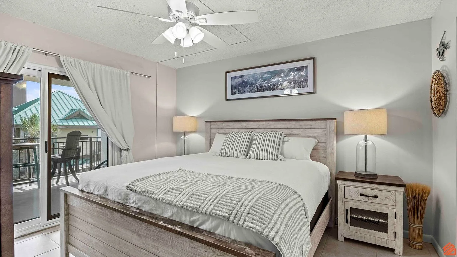 1 bed, 1.0 bath, 12916 sqft, $3,335 — Photo 2