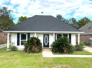 22855 Aidan Rd, Plaquemine, LA 70764