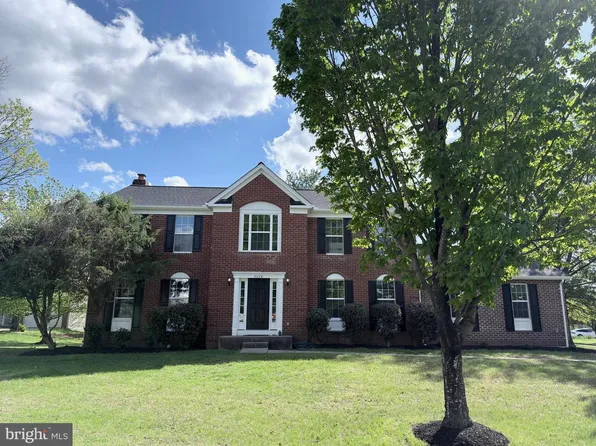 2339 Colts Brook Dr, Reston, VA 20191