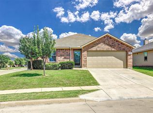 601 Rio Bravo Dr, Haslet, TX 76052