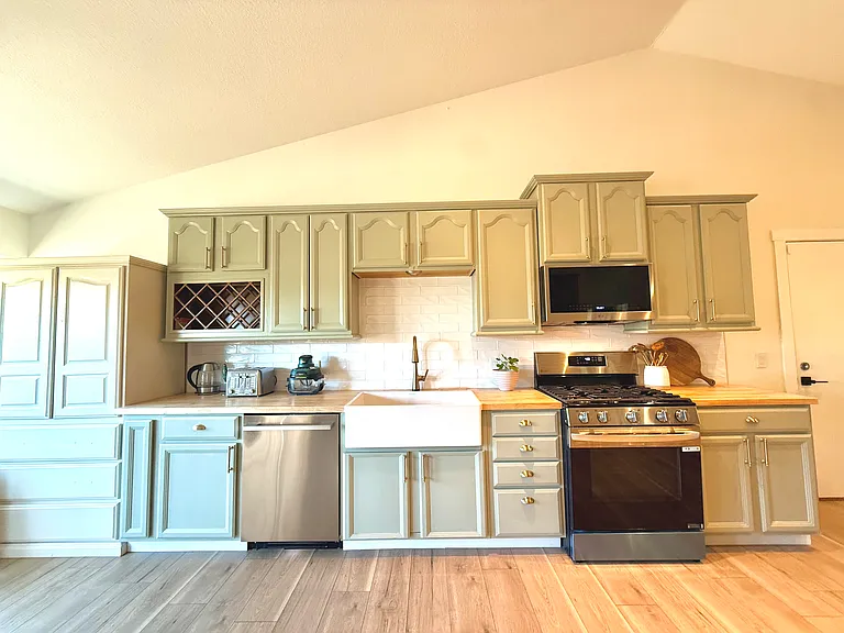 19640 Hendrika Way — Photo 8