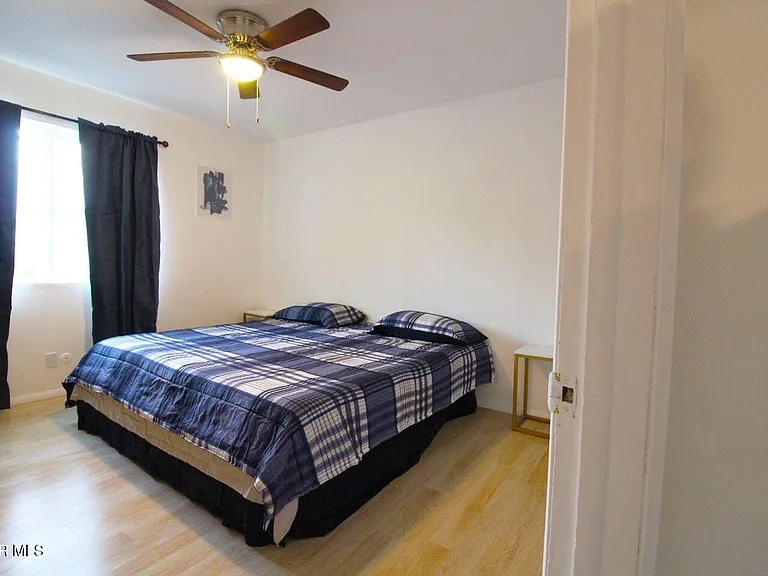 5200 Carousel Dr #3 — Photo 9