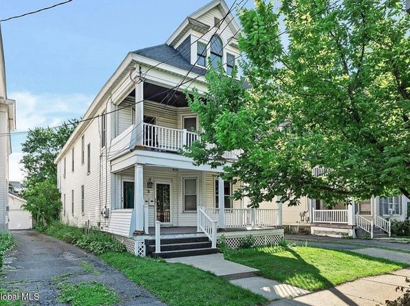 3 Saint James Pl #2