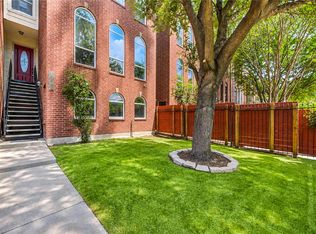 1322 Emancipation Ave, Houston, TX 77003