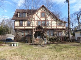 195 Lorraine Ave APT 4, Montclair, NJ 07043