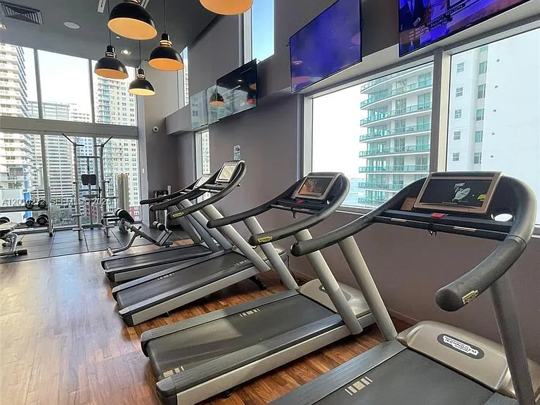 1300 Brickell Bay Dr #3400 — Photo 34