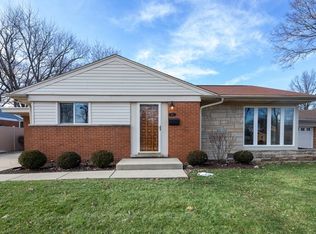 427 E Atwater Ave, Elmhurst, IL 60126