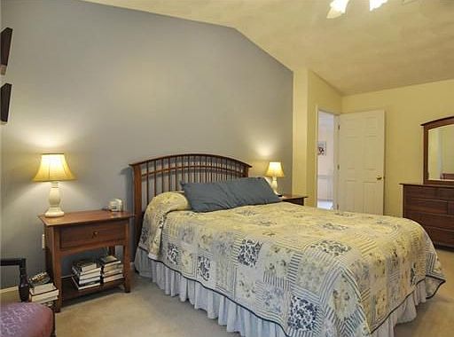 5th image of 263 Orchard Woods Dr