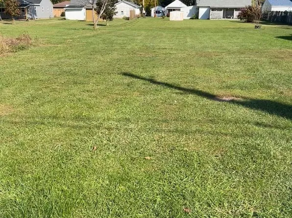 521 Brown St, Clyde, OH 43410