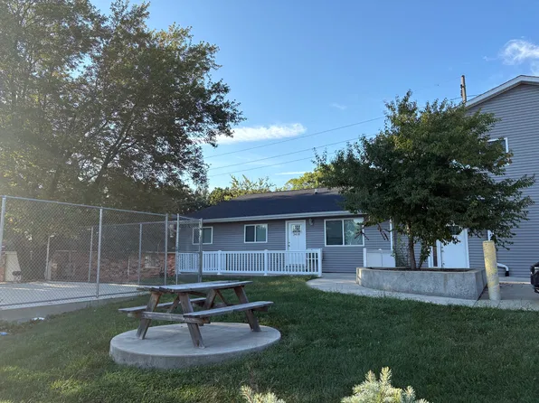 3408-3422 W Richwoods Blvd, Peoria - 3418, 3418 W Richwoods Blvd, Peoria, IL 61604