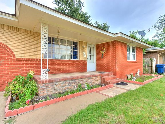 2nd image of 1217 SW 55th St