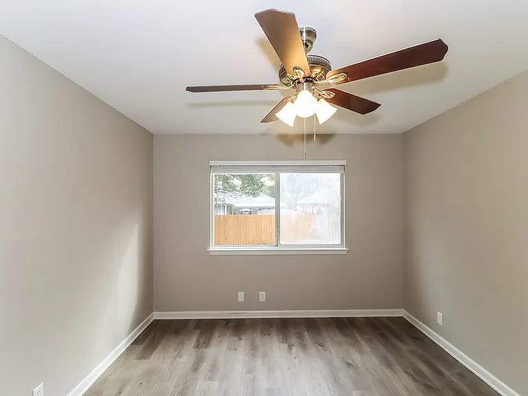 21311 Derby Day Ave — Photo 10