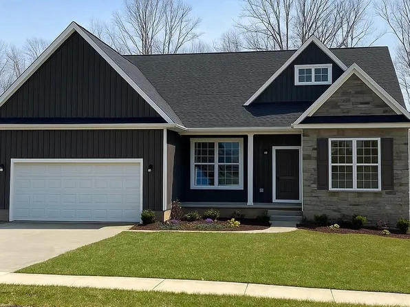 97 Flint Dr #56, Hanover, PA 17331