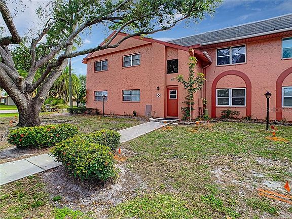 2nd image of 620 62nd Ave N APT 1212