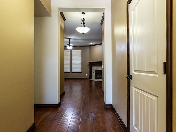 2nd image of 2405 SW 138th St