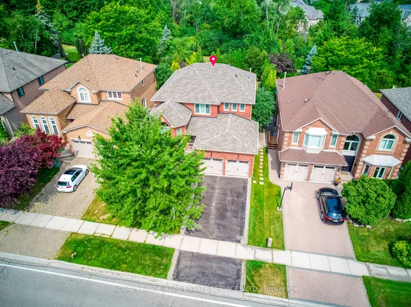 1387 Bayshire Dr, Oakville, ON L6H 6E7