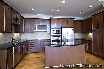 5th image of 2211 Briarglen Dr APT 306