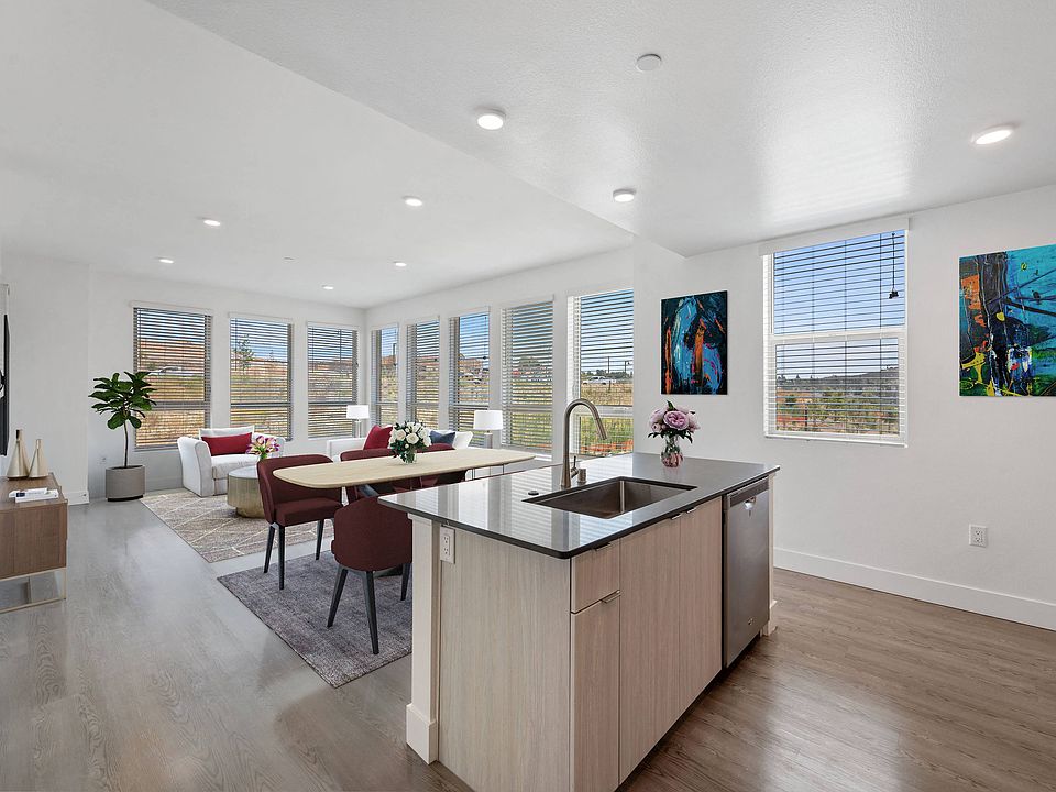 Enjoy the spacious flow of our open concept kitchen and living room, perfect for modern living and entertaining.