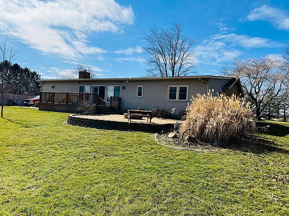 5th image of 1879 Simpson Rd