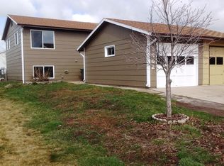 1902 Cypress Cir, Gillette, WY 82718