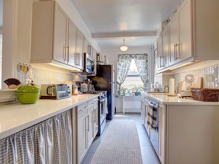 785 W End Ave #16C — Photo 8
