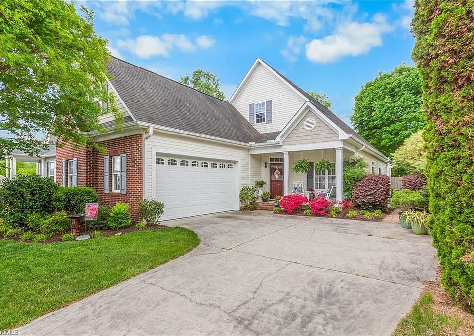 1st image of 6604 Springfield Village Ln