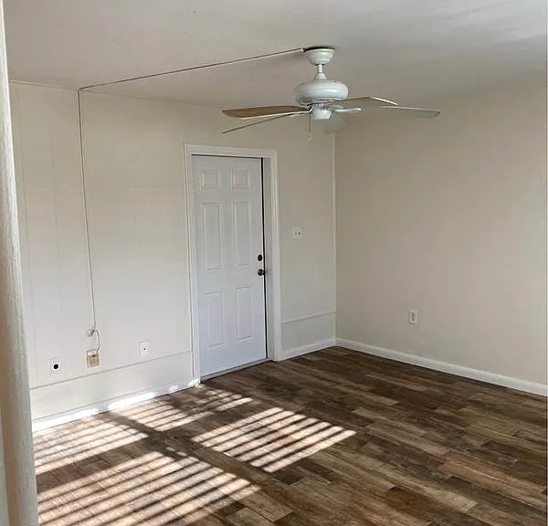 5105 Atlantic Ct #3 — Photo 2