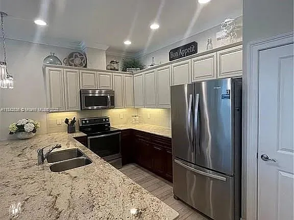 7139 Greenwood Park Cir #12 — Photo 9